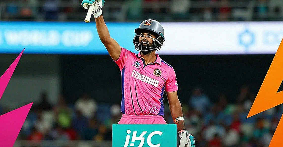 ব্রুকের ব্যাট নয়, পাকিস্তানের পিচই ইংল্যান্ডের আসল পরীক্ষা ব্রুকের ব্যাট নয়, পাকিস্তানের পিচই ইংল্যান্ডের আসল পরীক্ষা