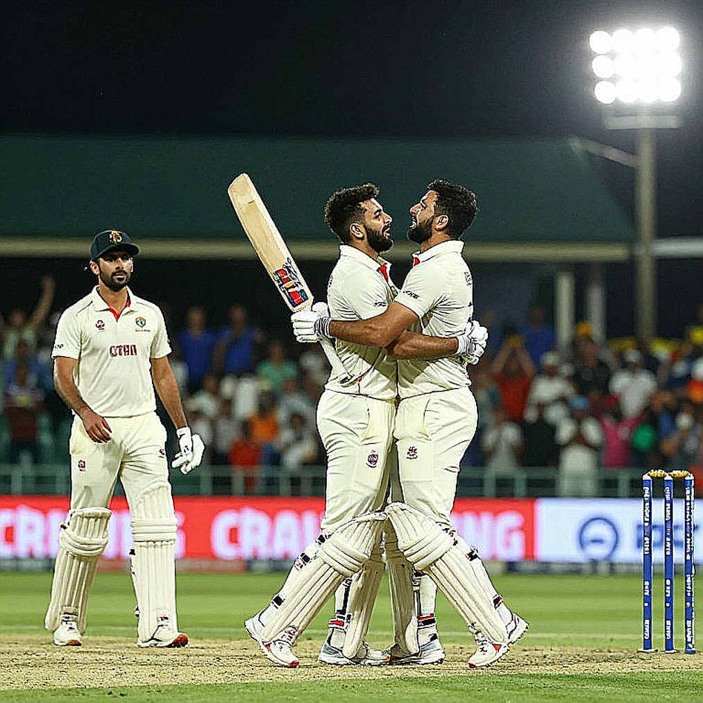 ফাঁকা ঘরের সততা: ক্রিকেট ডেটার প্রমাণ-শৃঙ্খল এবং ব্লকচেইনের আসল কাজ ফাঁকা ঘরের সততা: ক্রিকেট ডেটার প্রমাণ-শৃঙ্খল এবং ব্লকচেইনের আসল কাজ