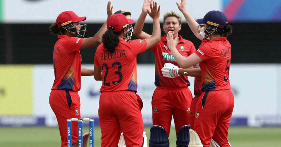 পাওয়ারপ্লের ১১৮, ৩৫ বলে শতক — অভিষেকের ইনিংস পড়তে হলে আগে ৯২-এর ড্রপটা পড়তে হবে পাওয়ারপ্লের ১১৮, ৩৫ বলে শতক — অভিষেকের ইনিংস পড়তে হলে আগে ৯২-এর ড্রপটা পড়তে হবে