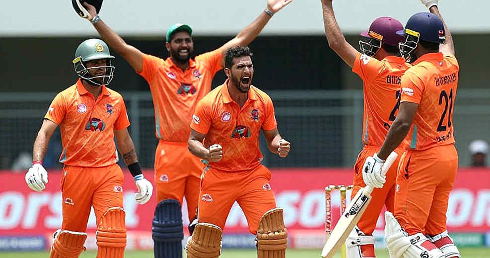 ডেটার লেজার আর খেলোয়াড়ের হাঁটু: ট্রান্সফার উইন্ডোর অদৃশ্য দর-কষাকষি ডেটার লেজার আর খেলোয়াড়ের হাঁটু: ট্রান্সফার উইন্ডোর অদৃশ্য দর-কষাকষি
