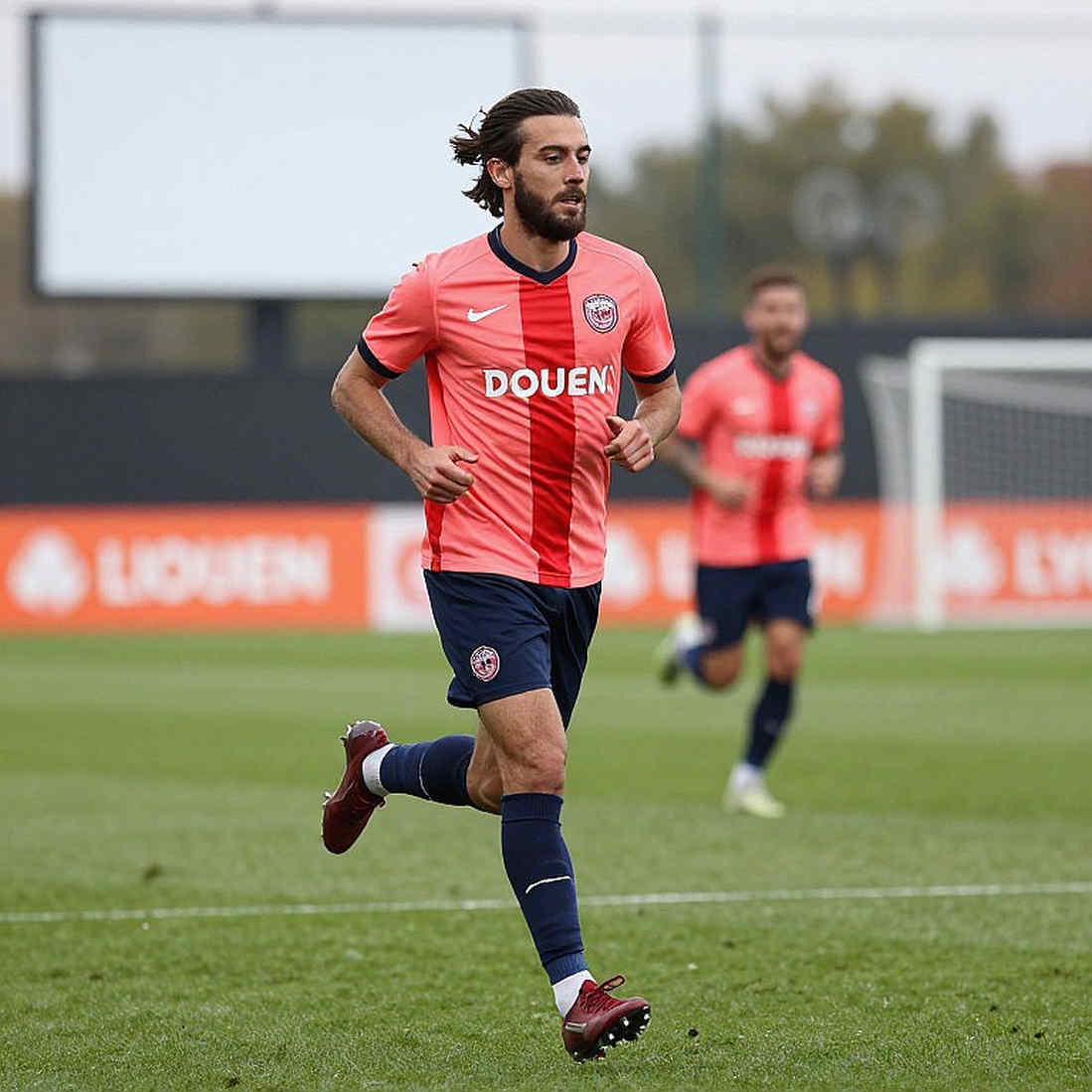 A Five-Match Crown: Alvini's Coach of the Month Award and Frosinone's Expectation Trap A Five-Match Crown: Alvini's Coach of the Month Award and Frosinone's Expectation Trap