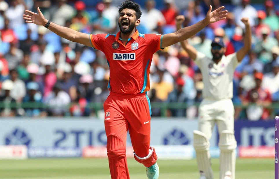 মুর্শিদা খাতুনের বাছাই: ১৫ থেকে ১৬ — স্কোয়াড বাড়ানোর ফাইল কে খুলল?