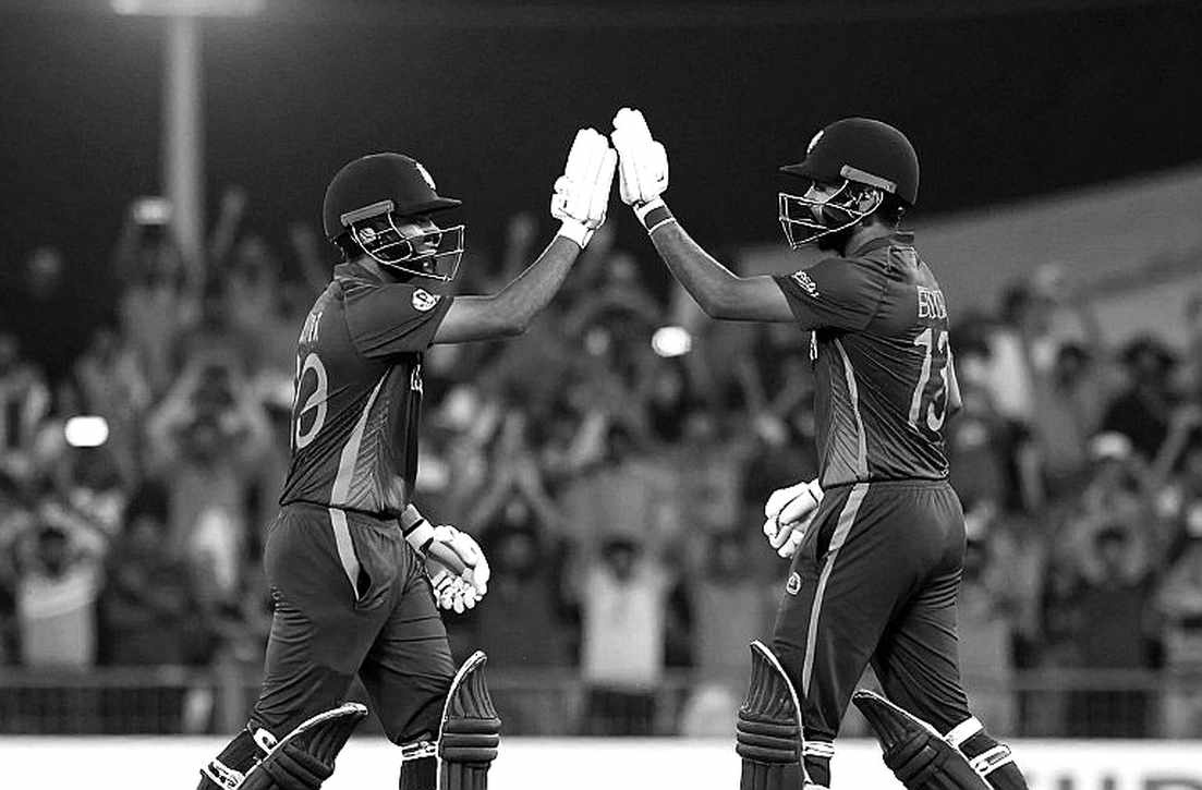 মাঝের ওভারের খাতা: ডট বল, বাউন্ডারি আর টি-টোয়েন্টির আসল হিসাব