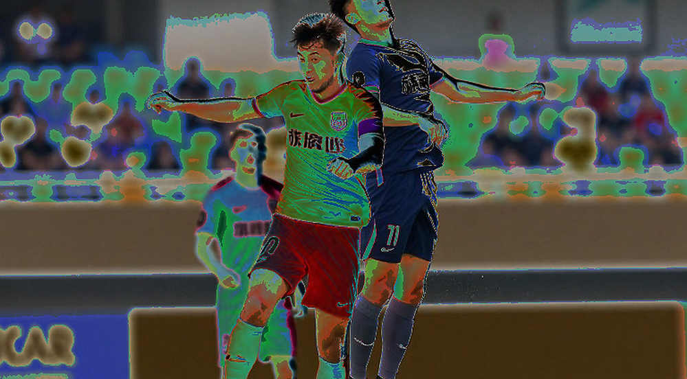 Maignan's Red Card: Gloves, a Captain's Statement, and the Question of a Match That May Not Exist