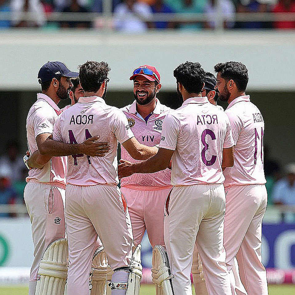 ট্রান্সফার উইন্ডোর গুজবের ভিড়ে ক্রিকেটের নীরব স্পন্দন ট্রান্সফার উইন্ডোর গুজবের ভিড়ে ক্রিকেটের নীরব স্পন্দন