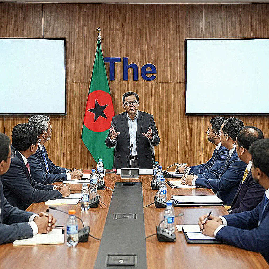 রাওয়ালপিন্ডির নীরবতা থেকে মিরপুরের গুঞ্জন: এশিয়ার টেস্ট ক্রিকেট যেভাবে নিজের ভাষা খুঁজে নিল
