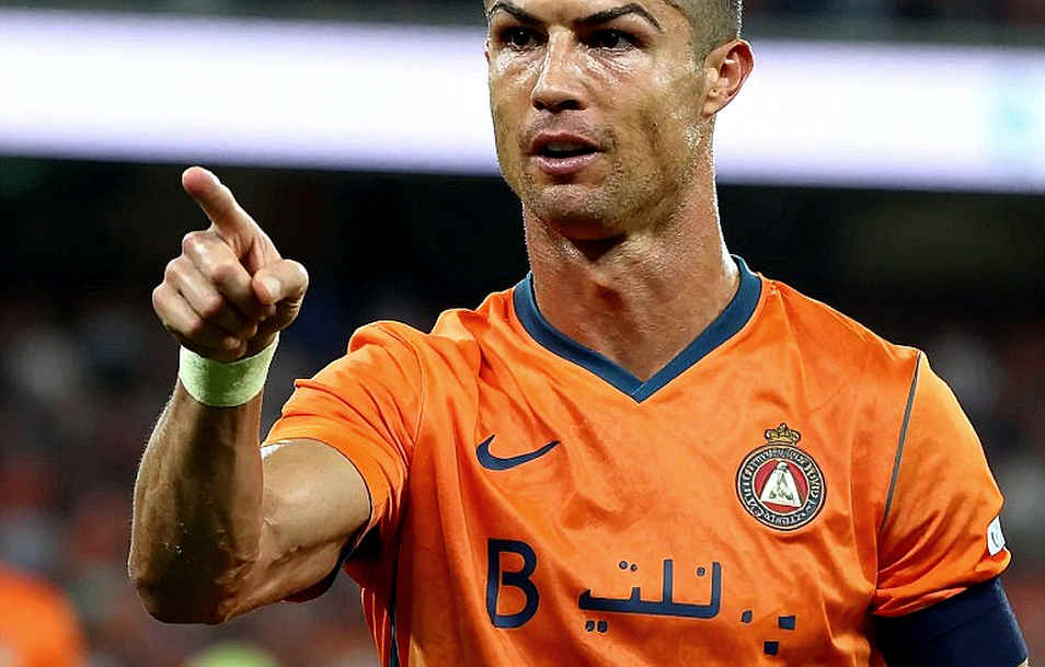 যে লাইনআপ এখনো নামেনি: পেরসিব বনদুং আর ভিয়েতেলের মধ্যরাতে শরীরের নিঃশব্দ হিসাব