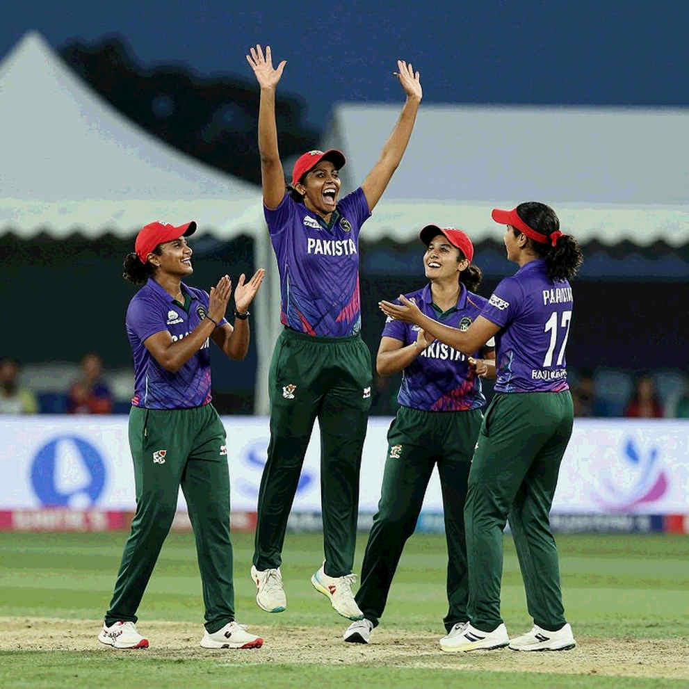ক্রিকেট ও ব্লকচেইন: ফ্যান টোকেন থেকে স্মার্ট কনট্র্যাক্ট — ডেটার নতুন খেলা ক্রিকেট ও ব্লকচেইন: ফ্যান টোকেন থেকে স্মার্ট কনট্র্যাক্ট — ডেটার নতুন খেলা