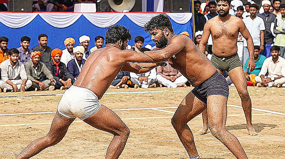 আহমেদাবাদের নতুন মাদুরে ভারতের দ্বিতীয় সারি: 'সেরা দল' শিরোনাম আর আসল দলের ফারাক আহমেদাবাদের নতুন মাদুরে ভারতের দ্বিতীয় সারি: 'সেরা দল' শিরোনাম আর আসল দলের ফারাক