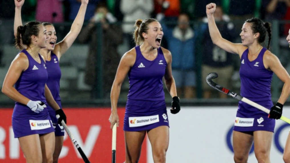 The Final That Never Says the Score: 'Battle of Queens' and Field Hockey's Invisible Base Layer The Final That Never Says the Score: 'Battle of Queens' and Field Hockey's Invisible Base Layer